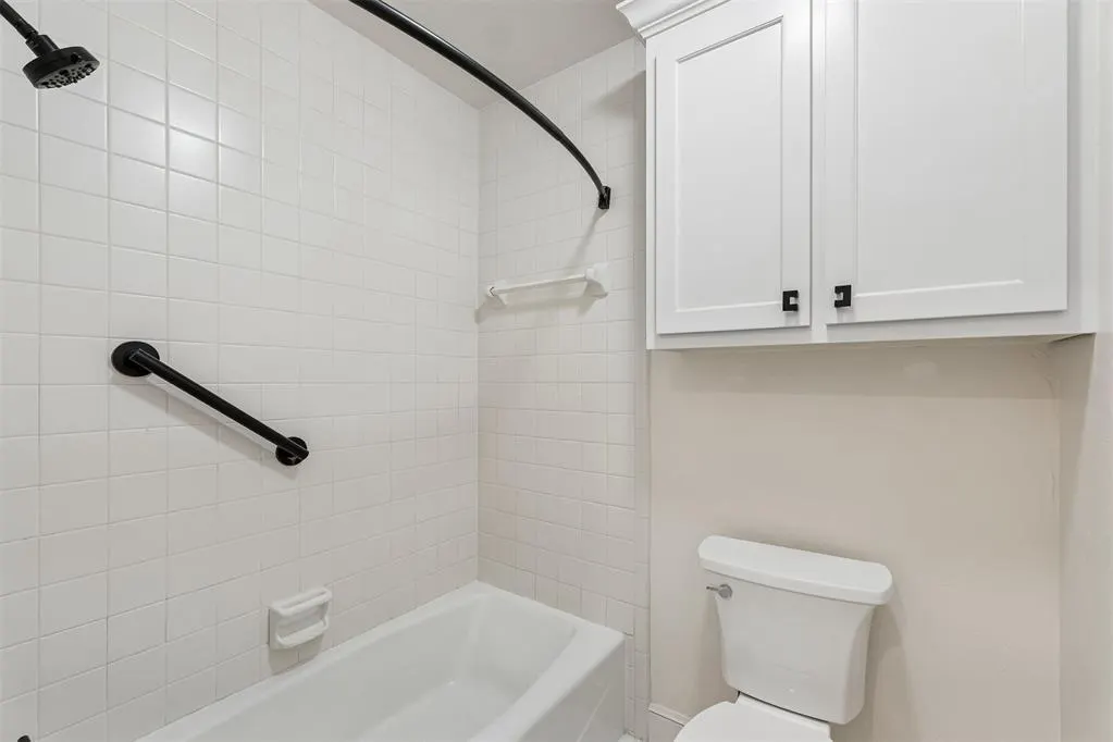Photo 31 — 6204 Waterford Boulevard 23, Oklahoma City, OK 73118