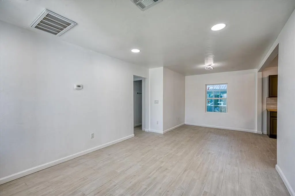 Photo 9 — 2904 SW 39th Terrace, Oklahoma City, OK 73119