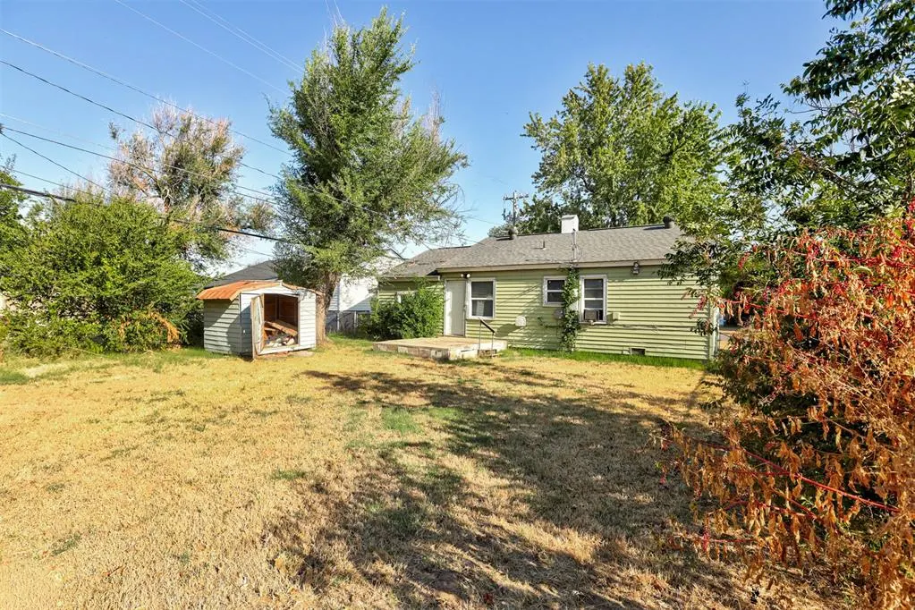 Photo 11 — 520 E Ercoupe Drive, Midwest City, OK 73110
