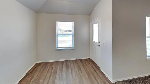 Photo 6 — 10005 Wessex Drive, Yukon, OK 73099