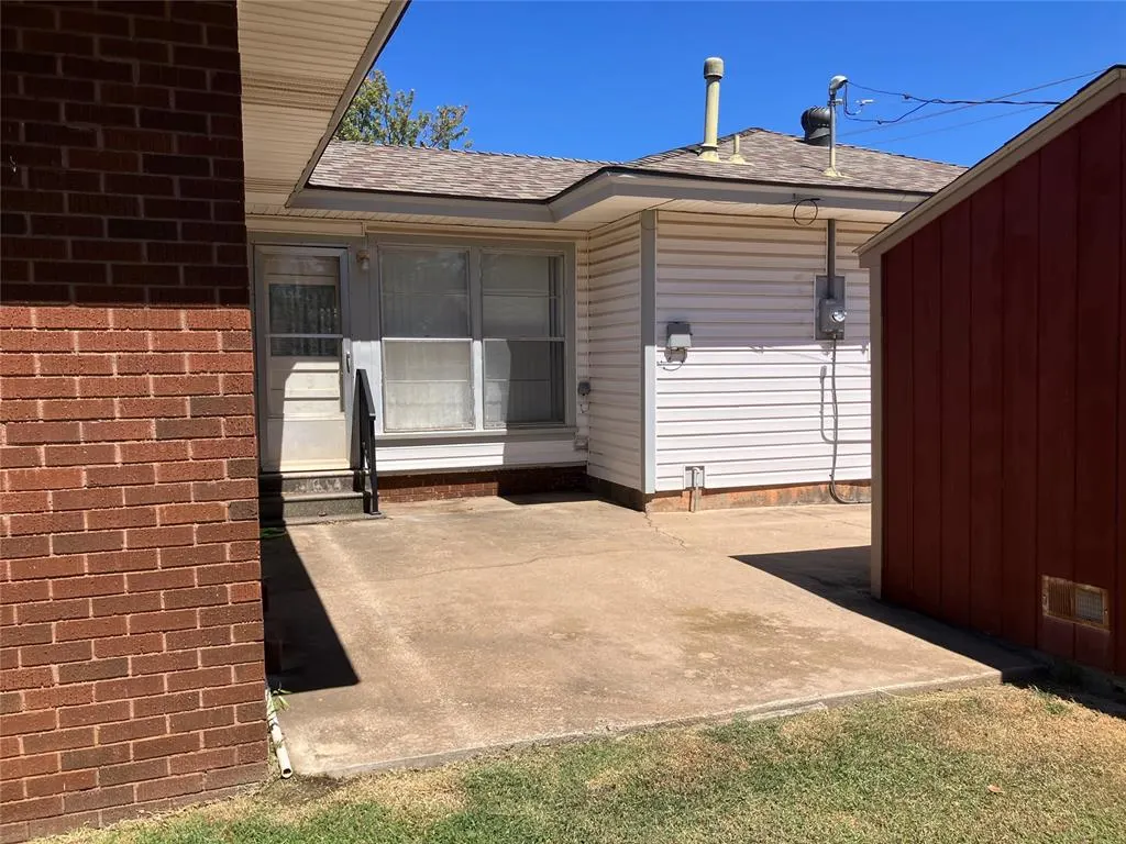 Photo 42 — 2116 Maple Drive, Midwest City, OK 73110