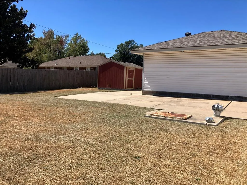 Photo 47 — 2116 Maple Drive, Midwest City, OK 73110