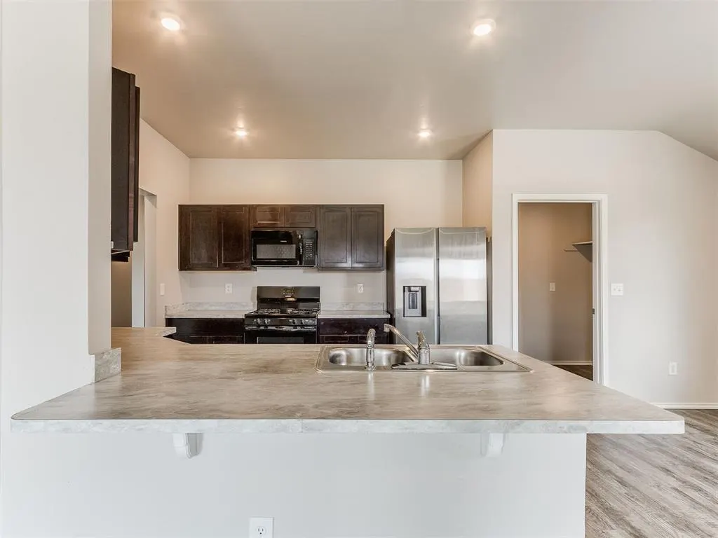 Photo 35 — 9500 Saddle Drive, Yukon, OK 73099