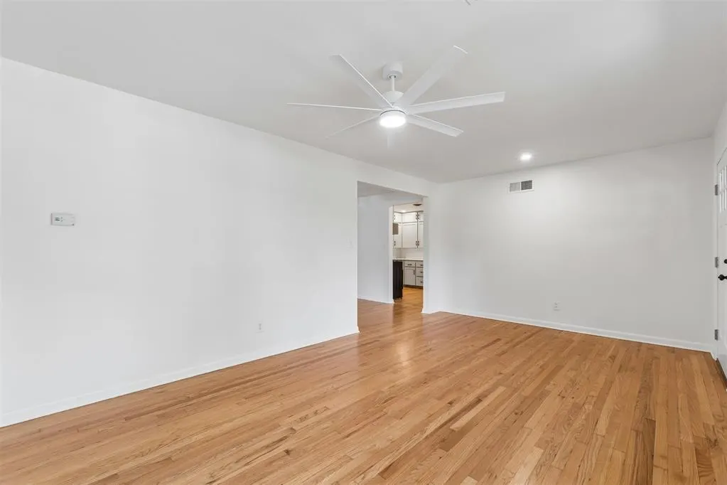 Photo 5 — 1230 Leslie Lane, Norman, OK 73069