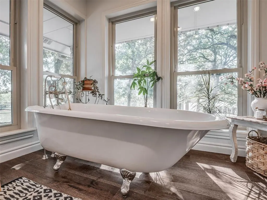 Photo 6 — 16881 E Imhoff Road, Norman, OK 73026