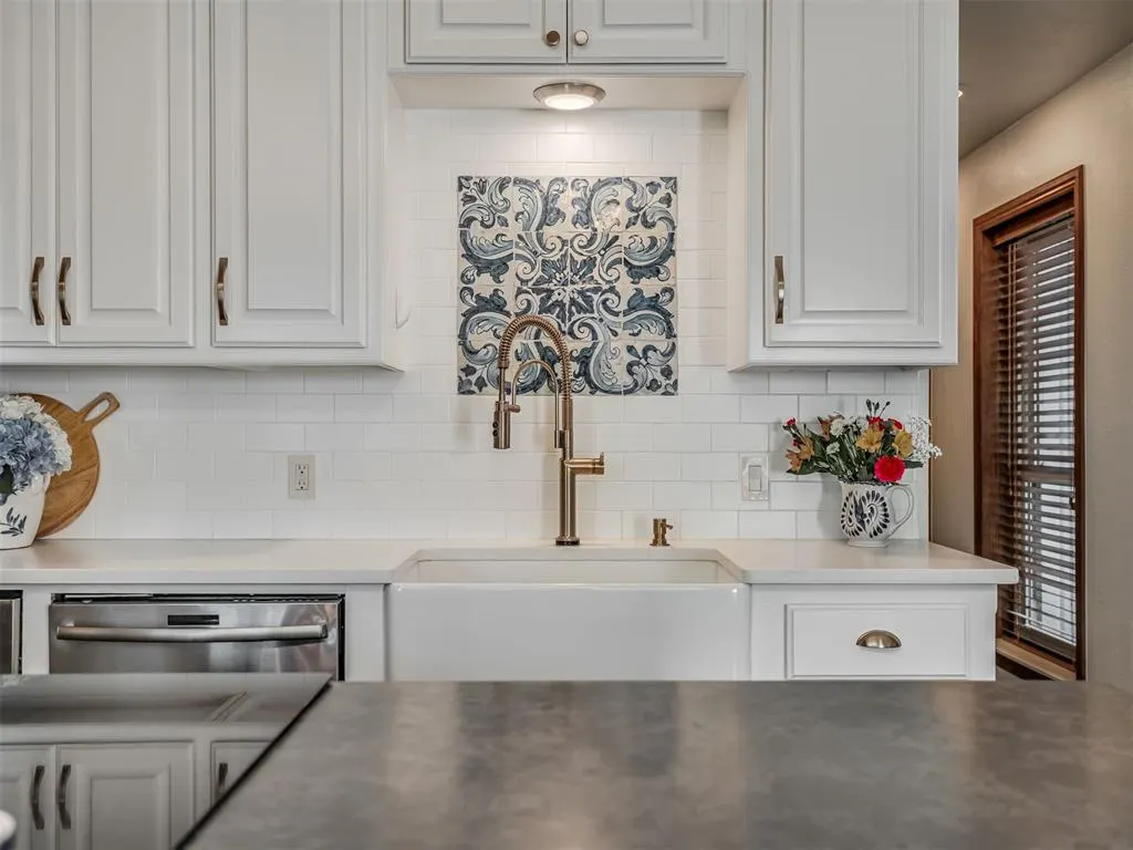 Photo 13 — 16881 E Imhoff Road, Norman, OK 73026