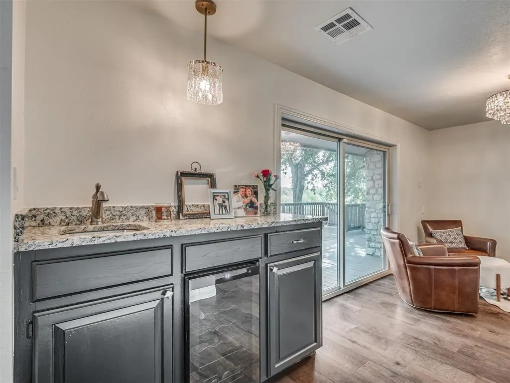 Photo 14 — 16881 E Imhoff Road, Norman, OK 73026