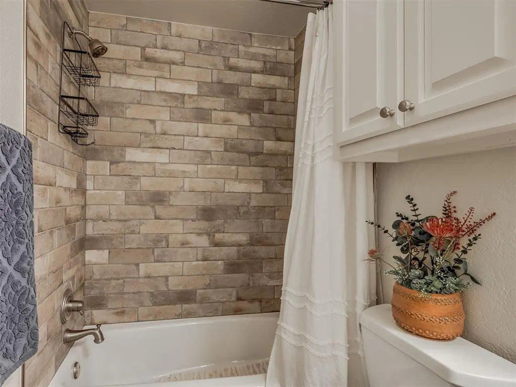 Photo 25 — 16881 E Imhoff Road, Norman, OK 73026
