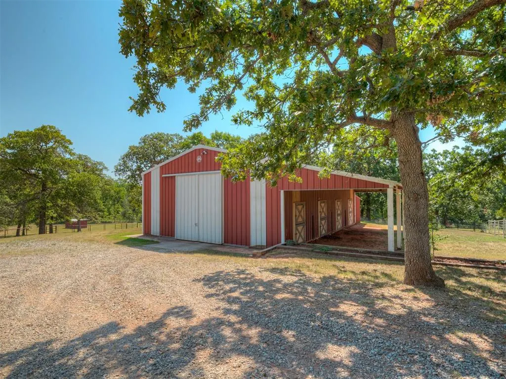 Photo 38 — 16881 E Imhoff Road, Norman, OK 73026