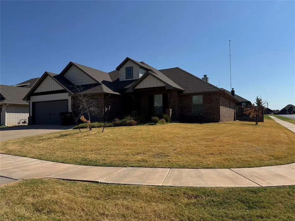 Front exterior — 3500 Grady Lane, Moore, OK 73160