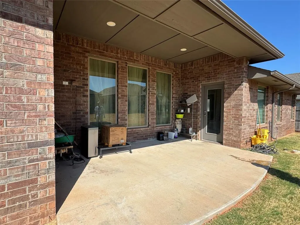 Photo 5 — 3500 Grady Lane, Moore, OK 73160