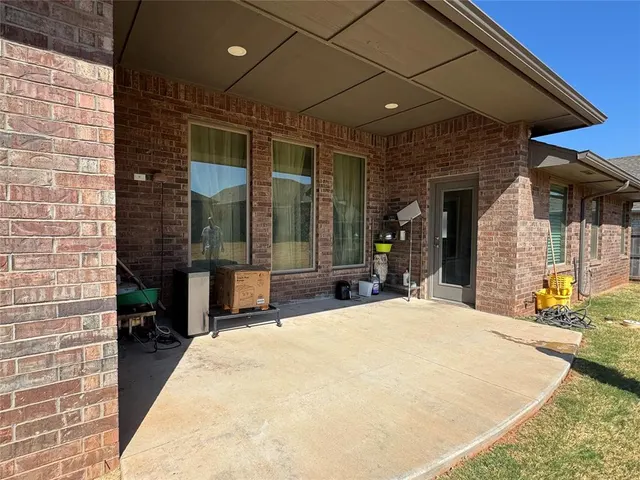 Photo 5 — 3500 Grady Lane, Moore, OK 73160