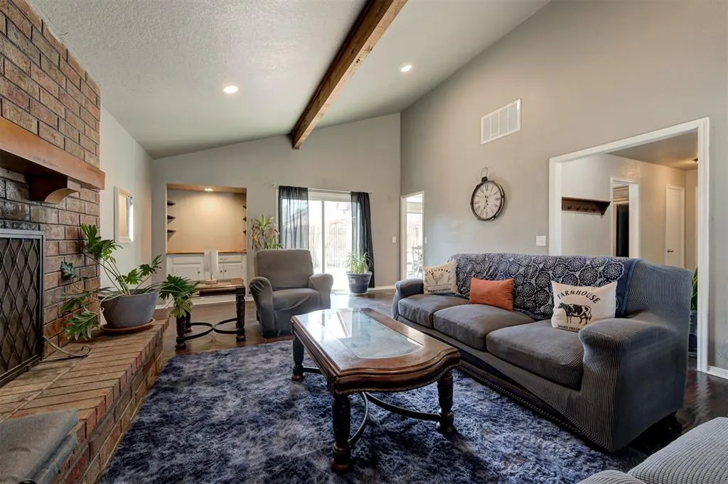 Photo 11 — 10413 Cricket Court, Oklahoma City, OK 73162