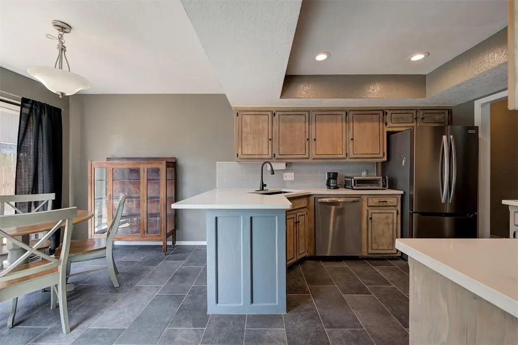 Photo 16 — 10413 Cricket Court, Oklahoma City, OK 73162