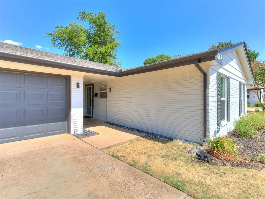 Photo 3 — 603 E 27th Street, Edmond, OK 73013