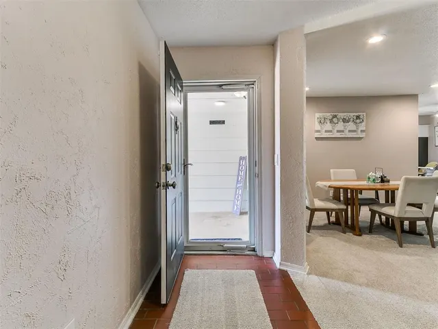 Photo 5 — 603 E 27th Street, Edmond, OK 73013