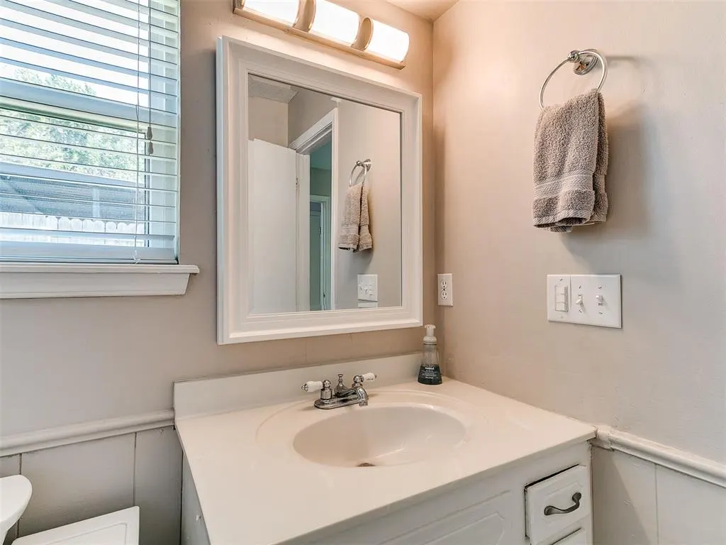 Photo 25 — 603 E 27th Street, Edmond, OK 73013