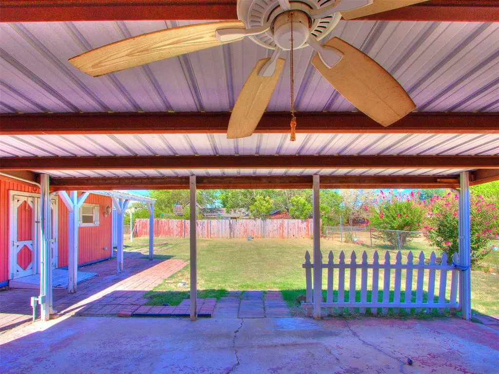 Photo 5 — 233 E Key Boulevard, Oklahoma City, OK 73110