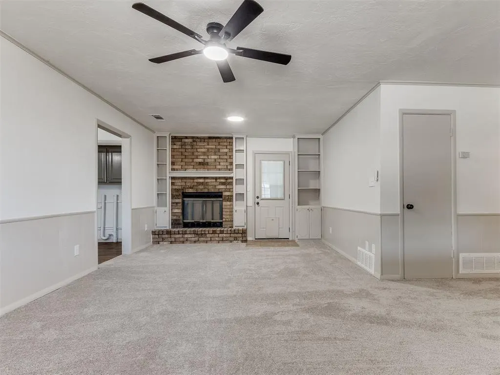 Photo 8 — 233 E Key Boulevard, Oklahoma City, OK 73110