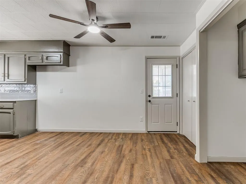 Photo 18 — 233 E Key Boulevard, Oklahoma City, OK 73110