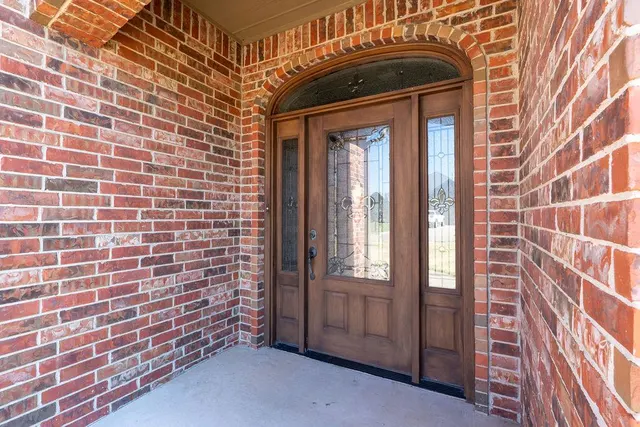 Photo 3 — 2520 E Bradley Street, Shawnee, OK 74804