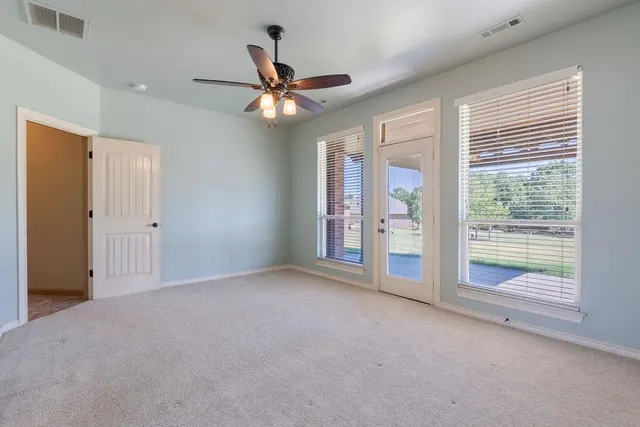 Photo 6 — 2520 E Bradley Street, Shawnee, OK 74804