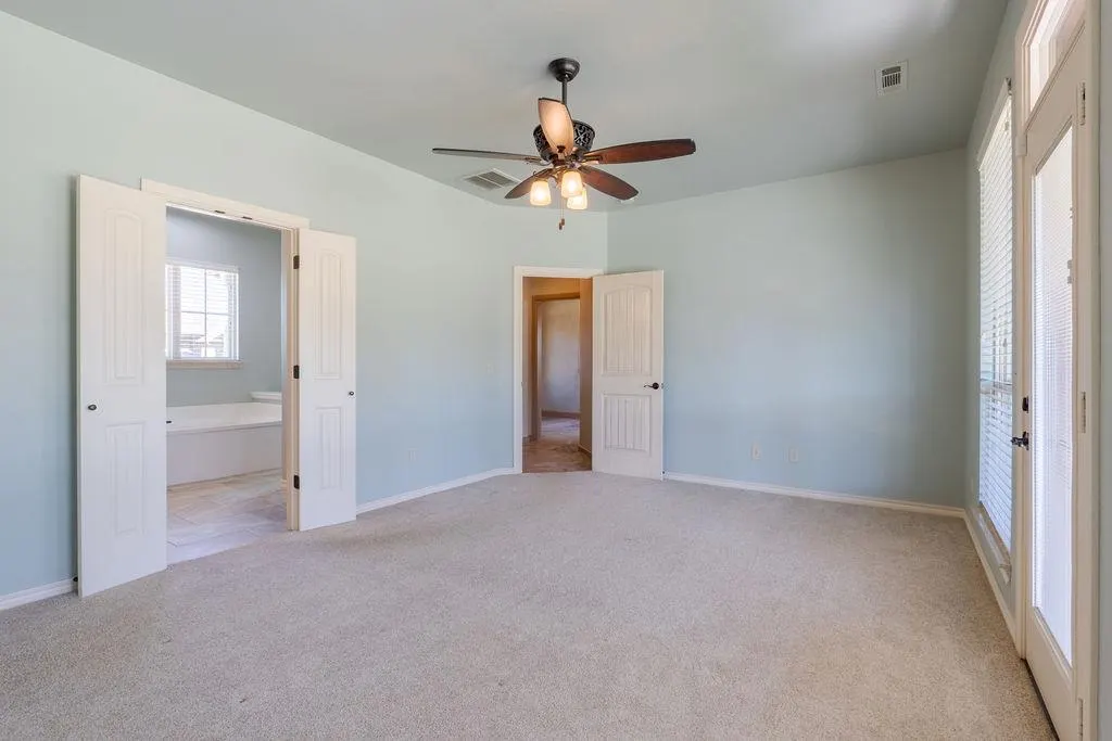 Photo 7 — 2520 E Bradley Street, Shawnee, OK 74804
