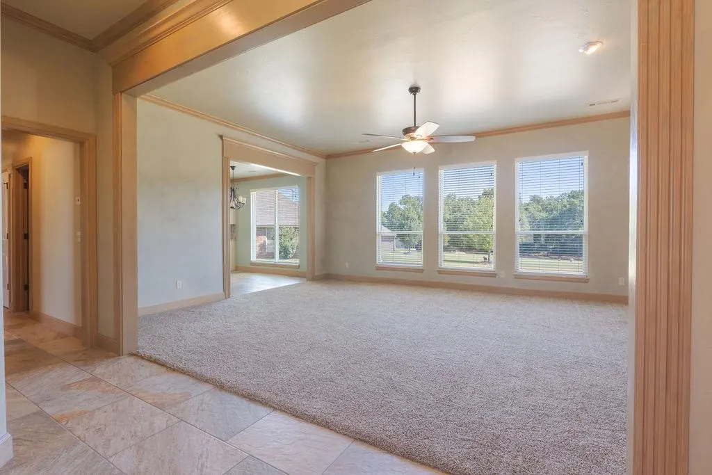Photo 14 — 2520 E Bradley Street, Shawnee, OK 74804