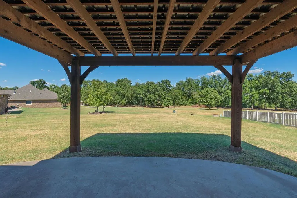 Photo 44 — 2520 E Bradley Street, Shawnee, OK 74804