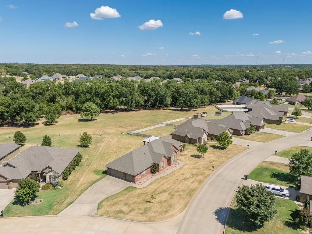 Photo 47 — 2520 E Bradley Street, Shawnee, OK 74804