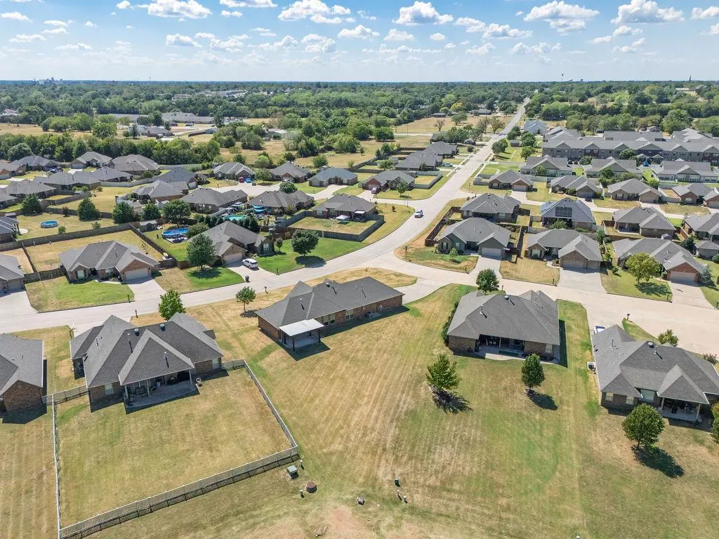 Photo 49 — 2520 E Bradley Street, Shawnee, OK 74804