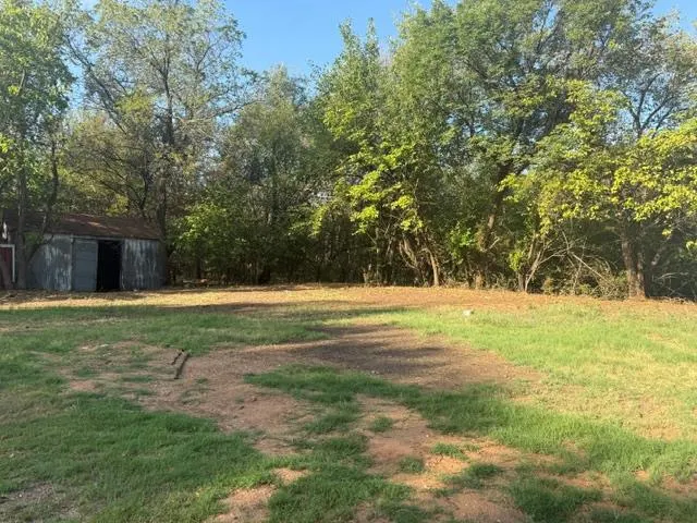 Photo 9 — 1201 E Farrall, Shawnee, OK 74801