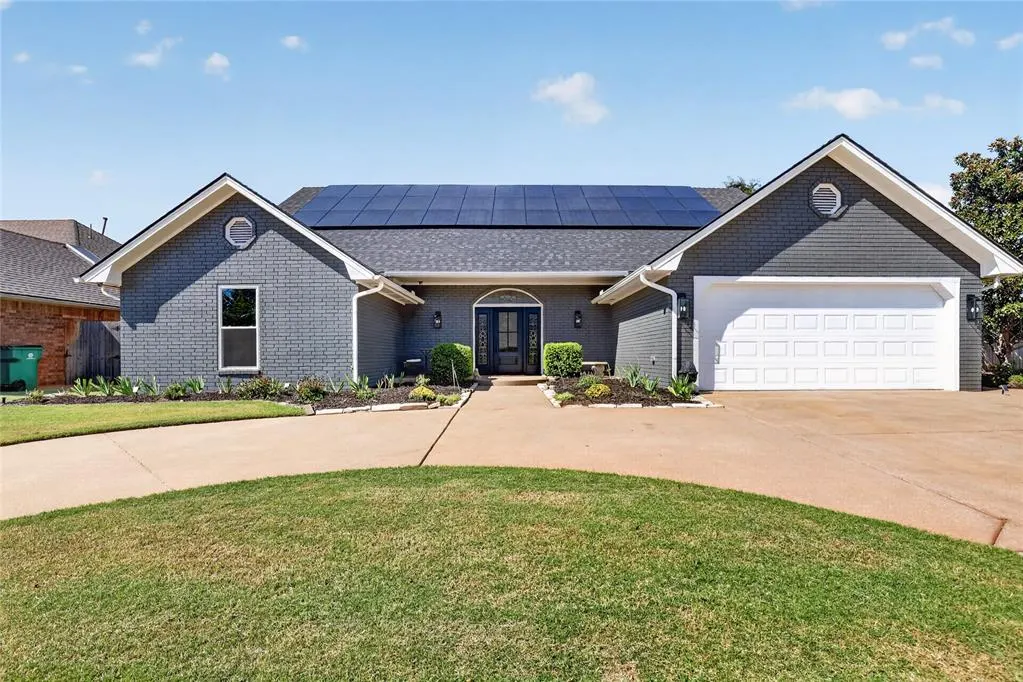 Photo 3 — 2713 NW 157th Street, Edmond, OK 73013