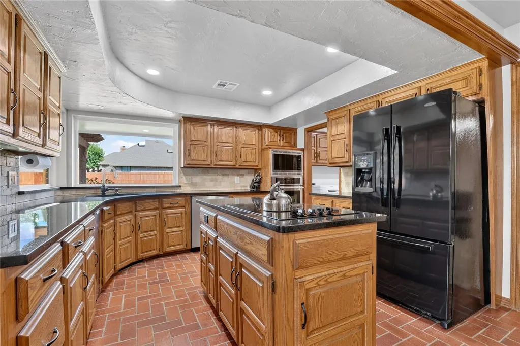 Photo 15 — 2713 NW 157th Street, Edmond, OK 73013