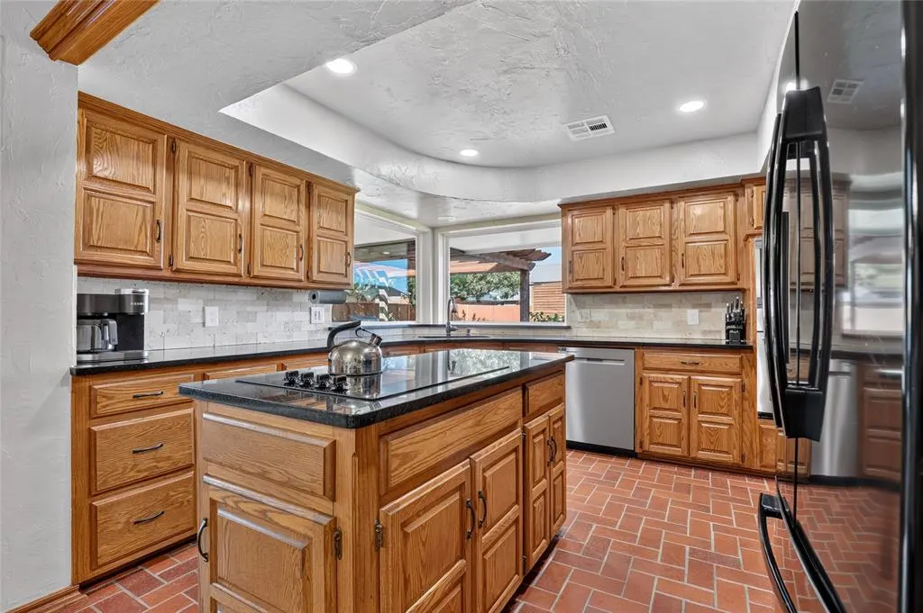 Photo 16 — 2713 NW 157th Street, Edmond, OK 73013
