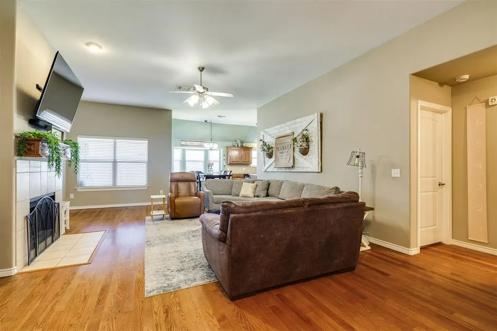 Photo 14 — 9953 SW 23rd Street, Yukon, OK 73099