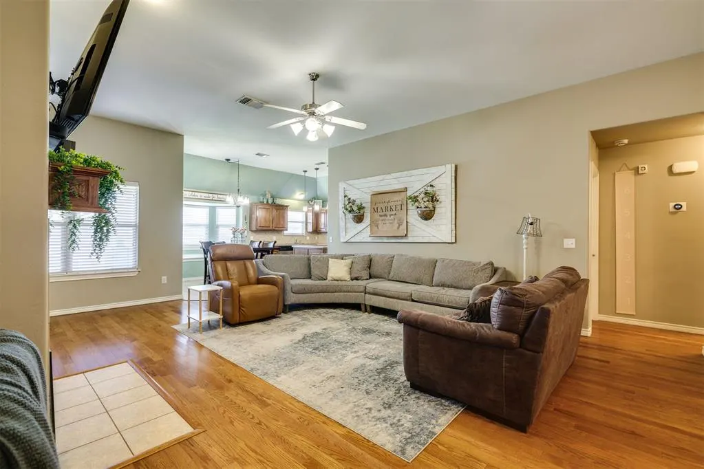 Photo 16 — 9953 SW 23rd Street, Yukon, OK 73099