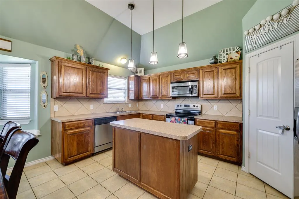 Photo 27 — 9953 SW 23rd Street, Yukon, OK 73099