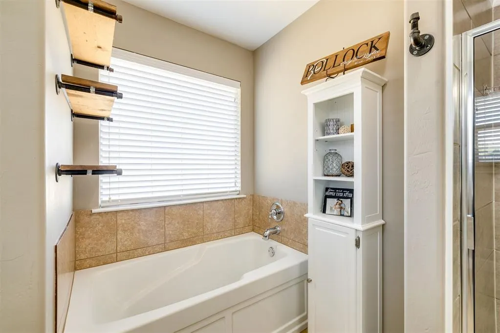 Photo 39 — 9953 SW 23rd Street, Yukon, OK 73099
