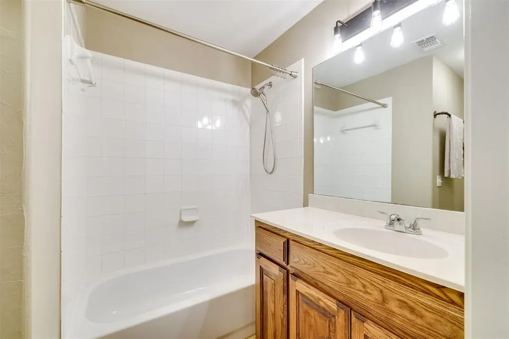 Photo 44 — 9953 SW 23rd Street, Yukon, OK 73099