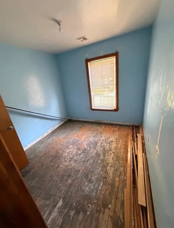 Photo 5 — 2124 SW 21st Street, Oklahoma City, OK 73108