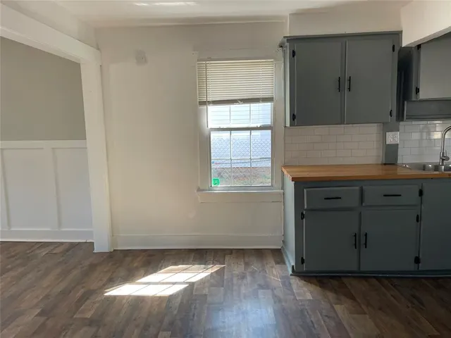 Photo 8 — 2504 SW 35th Street, Oklahoma City, OK 73119