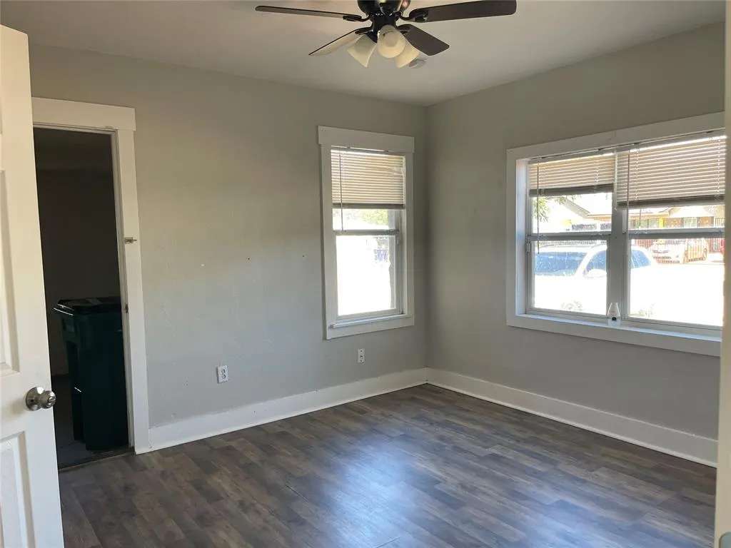 Photo 9 — 2504 SW 35th Street, Oklahoma City, OK 73119
