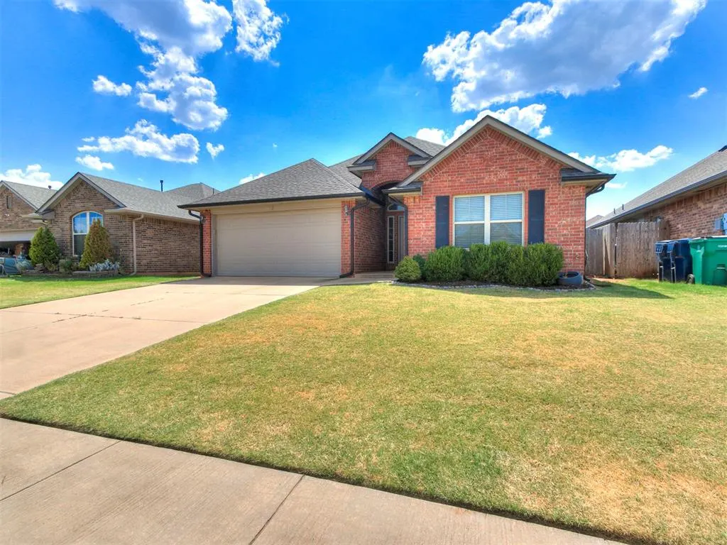 Photo 3 — 708 NW 121st Terrace, Oklahoma City, OK 73114