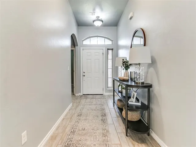 Photo 4 — 708 NW 121st Terrace, Oklahoma City, OK 73114