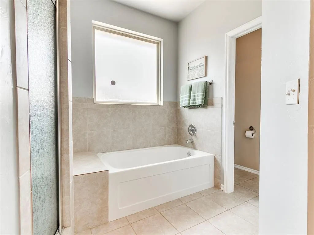 Photo 26 — 708 NW 121st Terrace, Oklahoma City, OK 73114