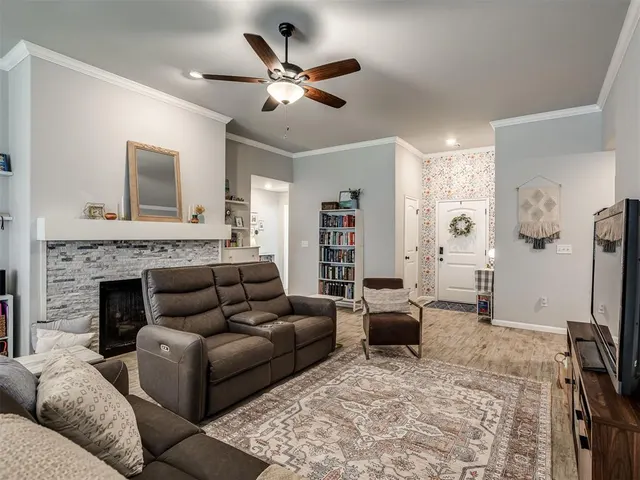 Photo 4 — 1105 Blackjack Creek Drive, Yukon, OK 73099