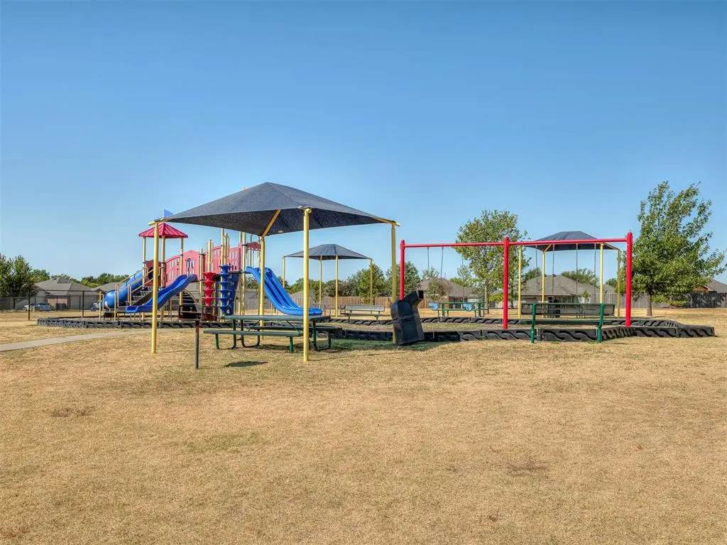 Photo 31 — 1105 Blackjack Creek Drive, Yukon, OK 73099
