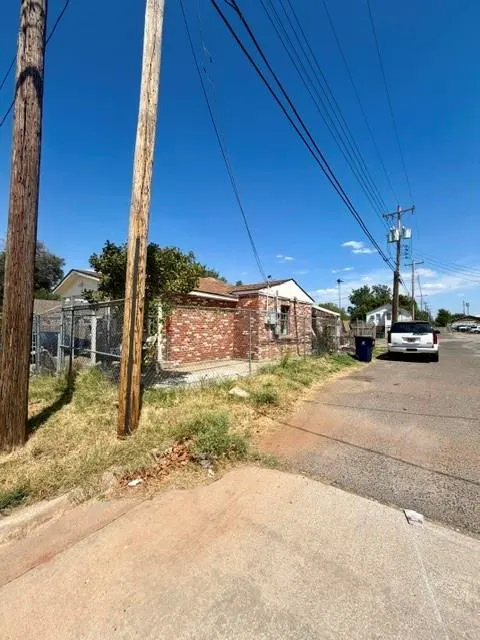 Photo 2 — 2904 S Indiana Avenue, Oklahoma City, OK 73108