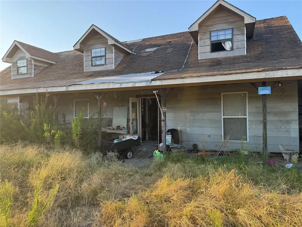 Photo 2 — 330770 E 994 Road, Wellston, OK 74881